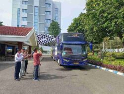 Pemkab Bojonegoro Fasilitasi Arus Balik Idul Fitri 1447 H, Puluhan Perantau Diberangkatkan Gratis
