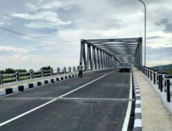 Pemkab Bojonegoro Maksimalkan Jalur Jembatan TBT Perbatasan Tuban, Pasang PJU dan Percantik Taman
