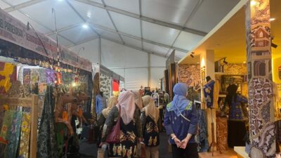 Bojonegoro Wastra Batik Festival 2026 Banyak Pengunjung, Para Pelaku UMKM Tersenyum