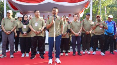 Hari Koperasi ke-79, Ribuan Warga Meriahkan Jalan Sehat di Pasar Wisata Bojonegoro