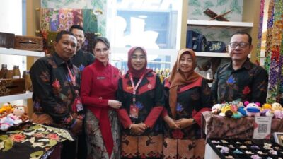 Dekranasda Bojonegoro Promosikan Produk Unggulan UMKM di HUT ke-45 Dekranas Makassar