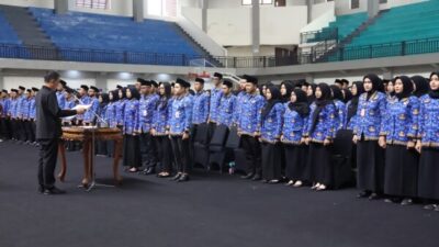 Bupati Bojonegoro Pimpin Prosesi Sumpah 571 PNS, Ingatkan Integritas dan Tugas Layanan Publik